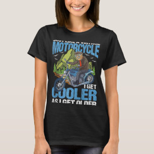 Camiseta Assim Como Uma Moto Vintage Eu Fico Mais Fria Como
