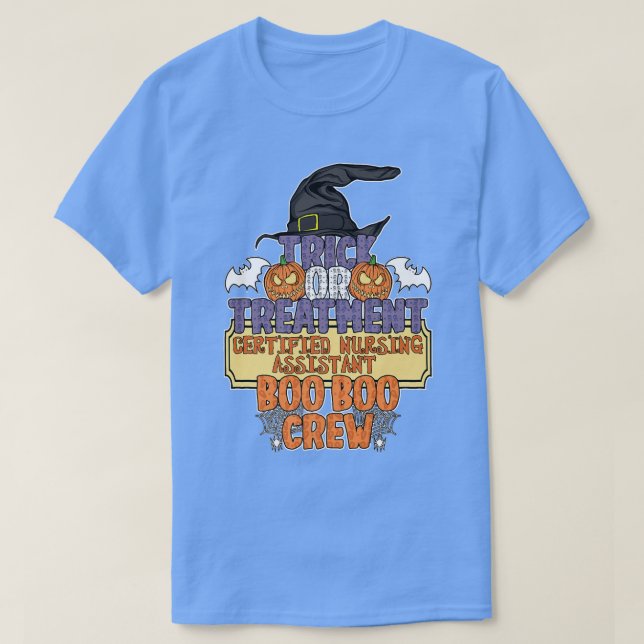 Camiseta Assistente De Enfermagem De Truque Ou Tratamento  (Frente do Design)