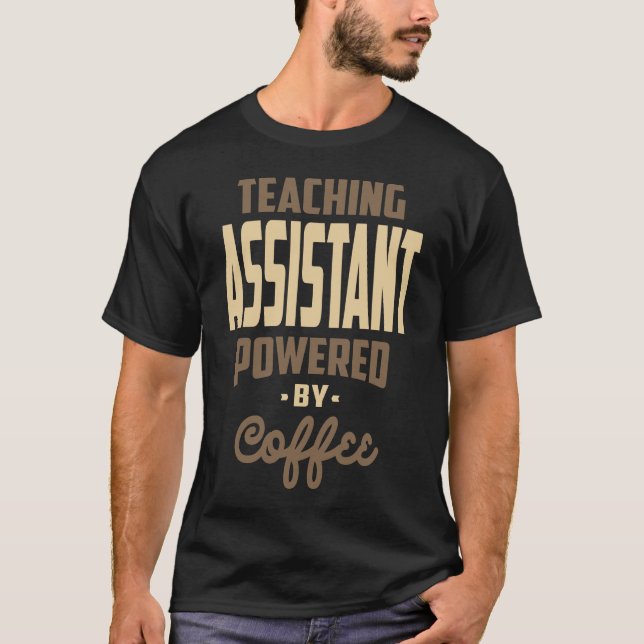 Camiseta Assistente de Ensino Equipado com Café (Frente)