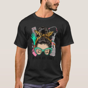 Camiseta ASSISTENTE MÉDICO Messaging Bun Afro Hair Nurse