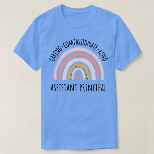 Camiseta Assistente Principal Pastel Rainbow (Frente do Design)