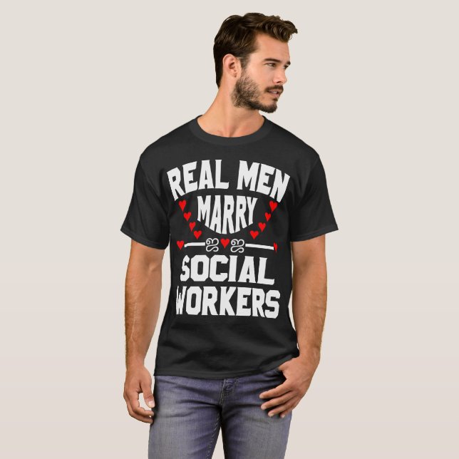 CAMISETA ASSISTENTES SOCIAIS REAIS DO CASADO DOS HOMENS (Frente Completa)