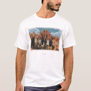 Camiseta Assoalho da opinião do jardim da rainha do castel
