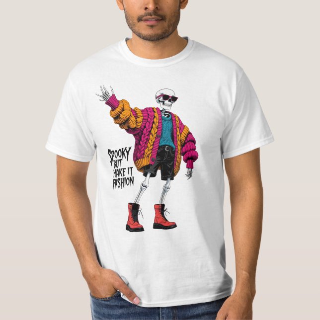 Camiseta Assustador, Mas com um Toque de Moda Funny Hallowe (Frente)
