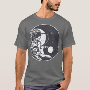 Camiseta Astronaut Moon Yin Yang In the Space T-Shirt