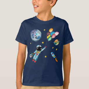 Camiseta Astronauta Arco-Íris Balões do Espaço em Foguet