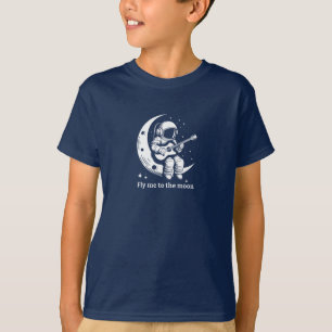 Camiseta Astronauta com guitarra na lua, cantando uma músic