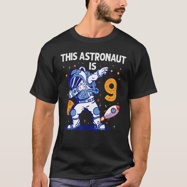 Camiseta Astronauta de 9 anos Planeta Espacial do 9º Astron (Frente)