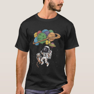 Camiseta Astronauta Divertido com Balões de Planetas STEM E