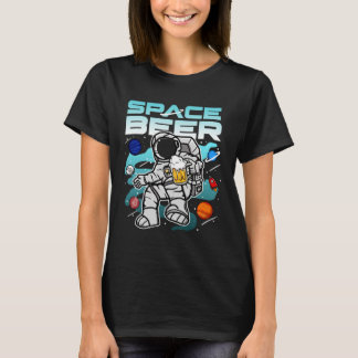 Camiseta Astronauta do Bebendo de Cerveja Espacial