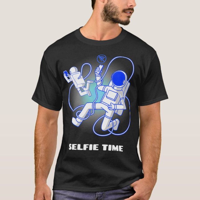 Camiseta Astronauta do Tempo Selfie (Frente)