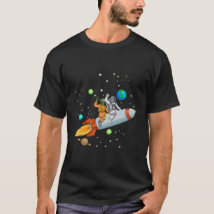 Camiseta Astronauta E Espaçonave Alienígena No Espaço