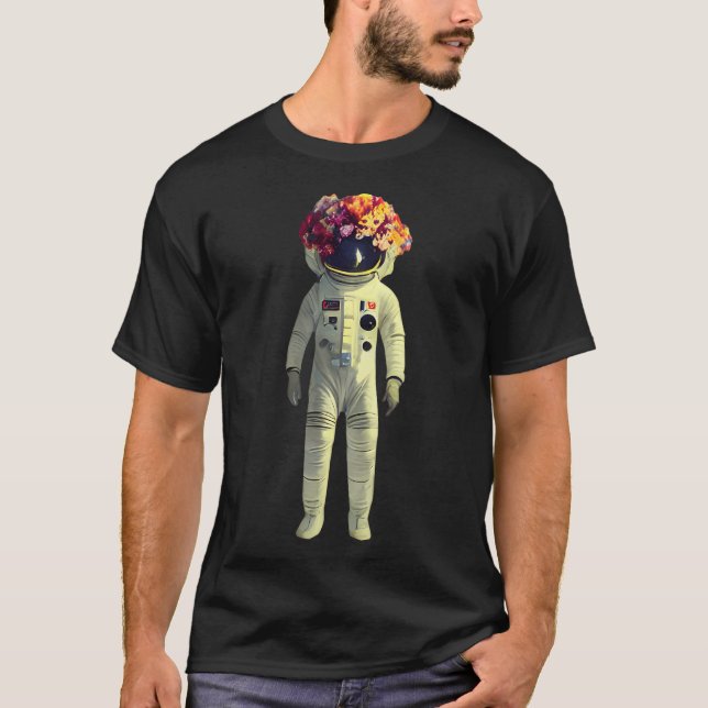 Camiseta Astronauta E Flores (Frente)