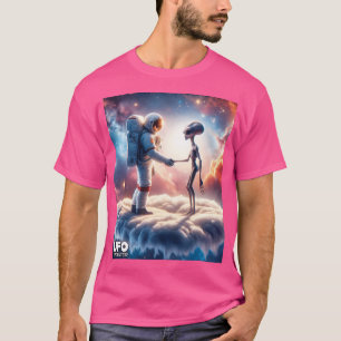 Camiseta Astronauta E Mãos Atacadas Extraterrestres