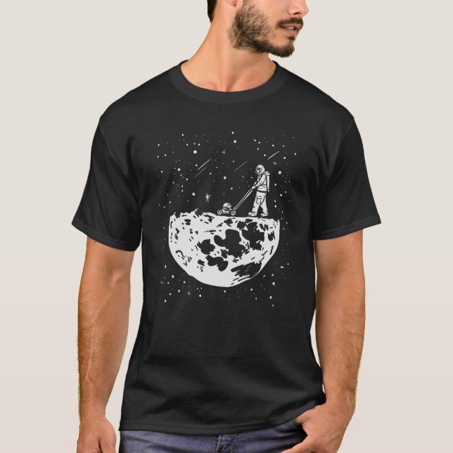 Camiseta Astronauta Engraçado Jardim Lua Cortando  (Frente)