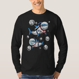 Camiseta Astronauta Espacial Tubarão Ficção Científica Cósm