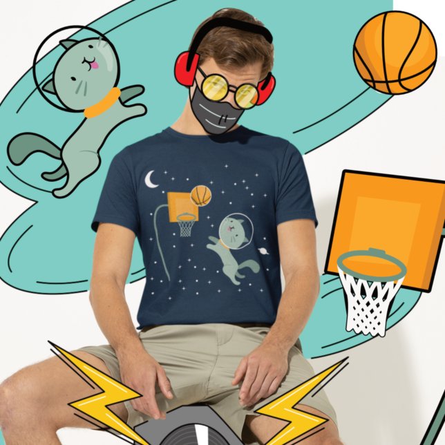 Camiseta Astronauta Gato Jogando Basquete No Espaço (Criador carregado)