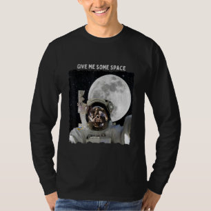 Camiseta Astronauta me dê espaço viajando para Moon Gal