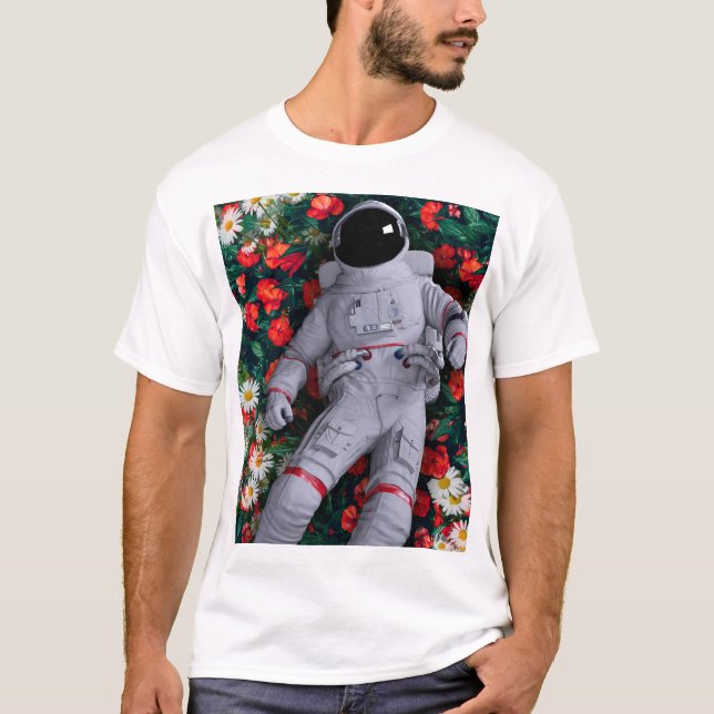 Camiseta Astronauta nas Flores (Frente)