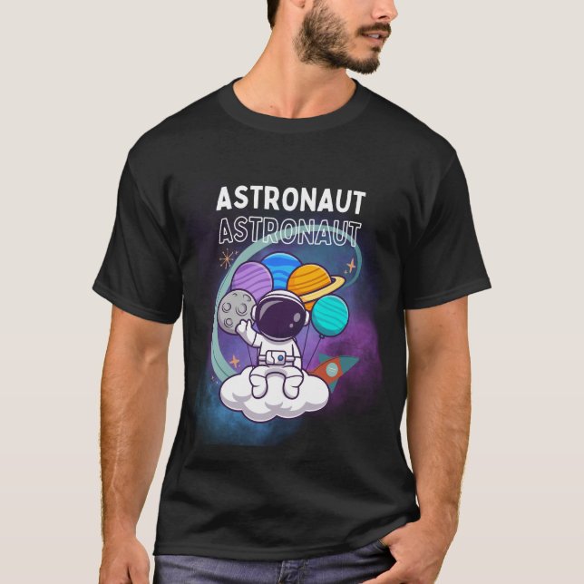 Camiseta Astronauta numa Nuvem com Balões Planetas (Frente)