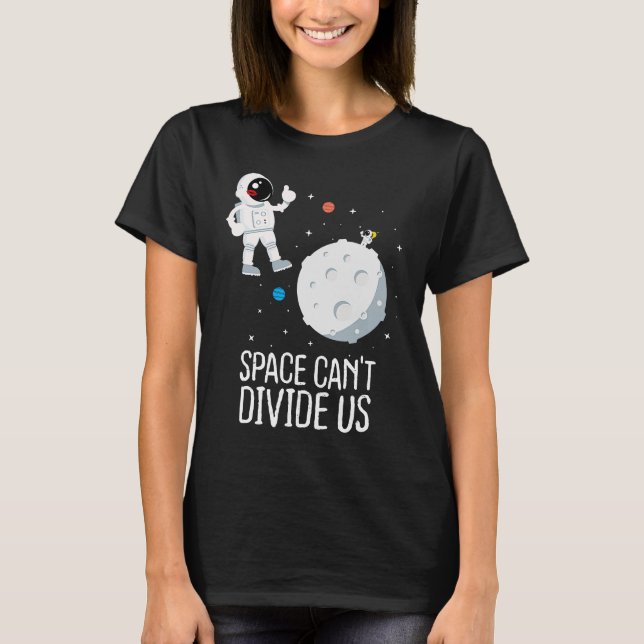 Camiseta Astronauta para um Relacionamento a Longa Distânci (Frente)