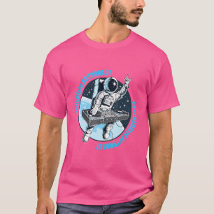 Camiseta Astronauta Psicodélico EDM DJ no Scifi Externo