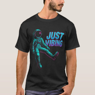 Camiseta Astronauta Roxo E Galáxia Teal Apenas Vivendo