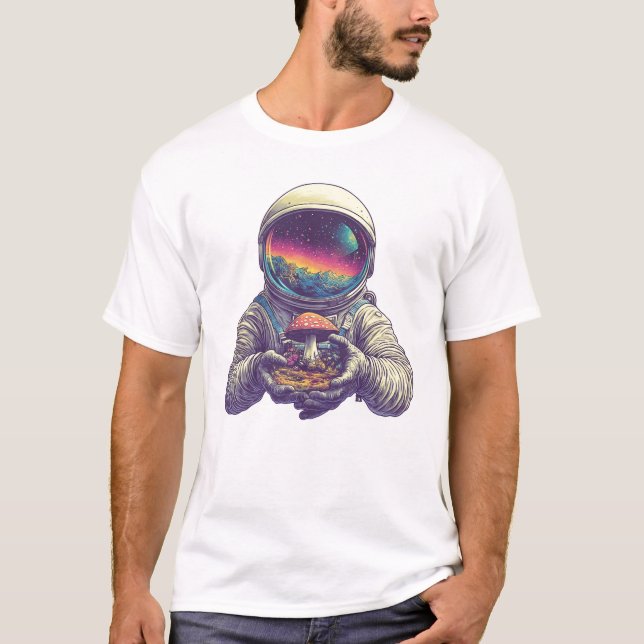 Camiseta astronauta segurando um cogumelo (Frente)