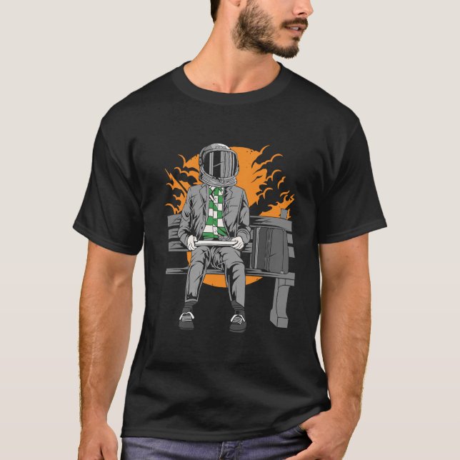 Camiseta Astronauta Tirando um Intervalo, Reflexo Solar do  (Frente)