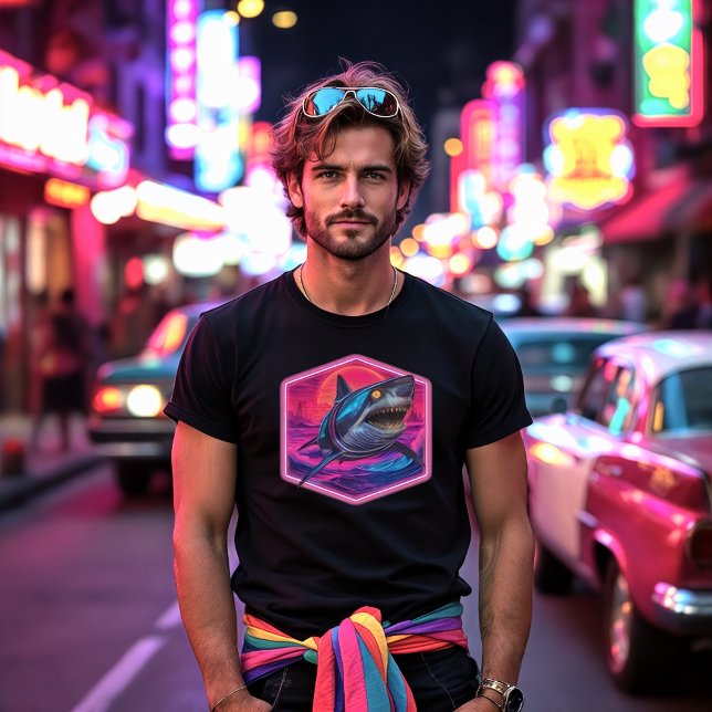 Camiseta Ataque de Tubarão Retrofuturista (Criador carregado)