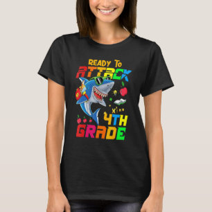 Camiseta Attacking 4th Grade Teacher Student Back To School