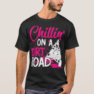 Camiseta ATV Four Wheeler Chiller Em Uma Pulante De Estrada