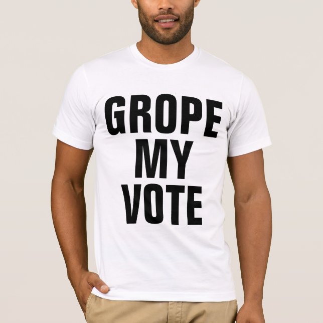 Camiseta Aumentar Meu Texto Anti-Trump de Votação (Frente)