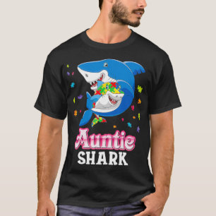 Camiseta Auntie Shark Autism Awareness Rainbow Puzzle Match