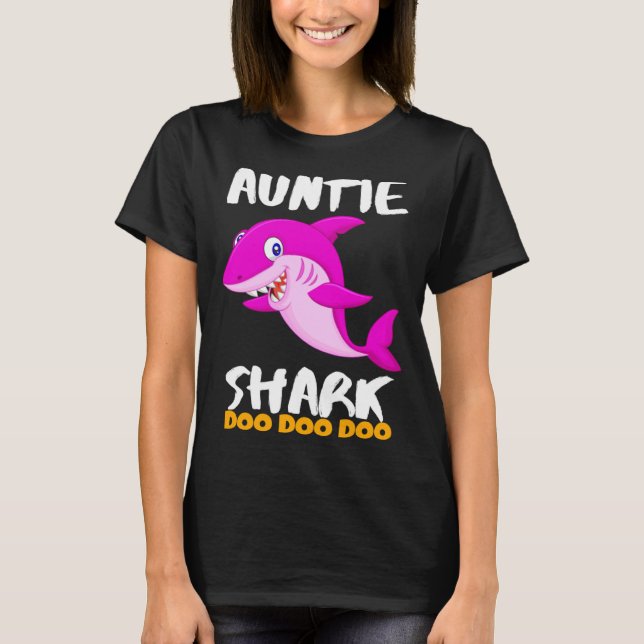 Camiseta Auntie Shark  Last Minute (Frente)