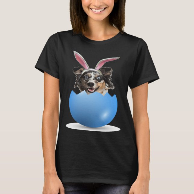 Camiseta Aussie Dog  Easter Bunny Egg Hunt Australian Sheph (Frente)