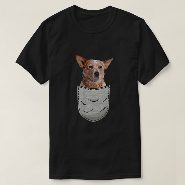 Camiseta Australian Cattle Dog Blue  Red Heeler Chest Pocke (Frente do Design)