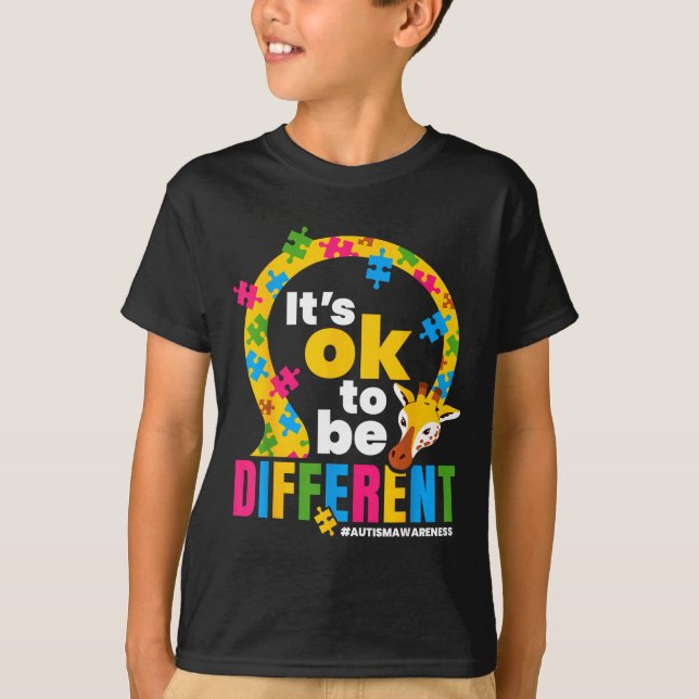Camiseta Autism Awareness Giraffe It’s Ok To Be Different G (Frente)