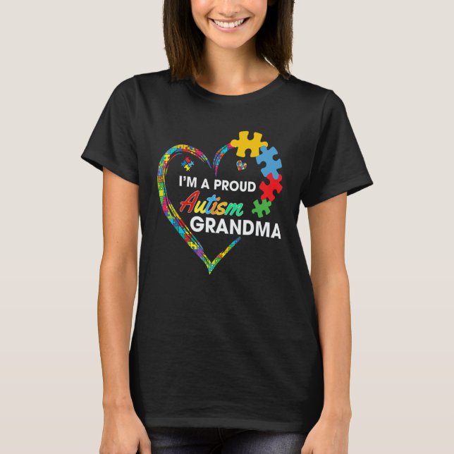 Camiseta Autism Awareness  I m A Proud Grandma Love Puzzle  (Frente)