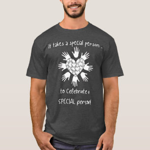 Camiseta Autismo É preciso uma pessoa especial para celebra