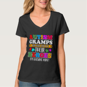 Camiseta Autismo Pessoas De Grampos Procuram Seus Heróis Au