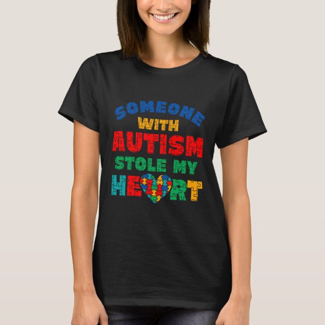 Camiseta Autismo Sensibilização Alguém Com Autismo Roubou M (Frente)