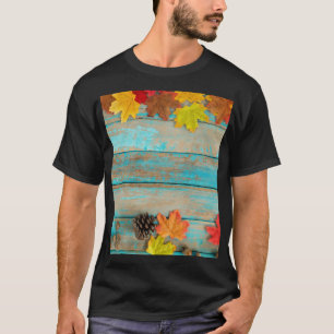 Camiseta Autumn Maple: Pinecone Nature Frame.