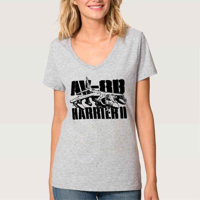 Camiseta AV-8B Harrier II Camiseiros Nano V-Neck T-Shirt (Frente)