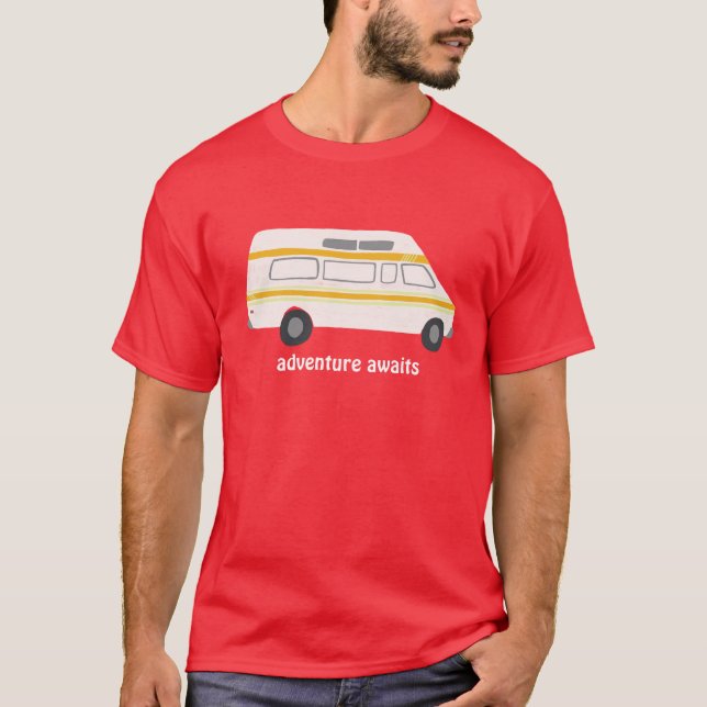 Camiseta Aventura Aguarda! Vintage campervan vanlife RV (Frente)
