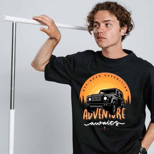 Camiseta Aventura aguarda visto de rua T-Shirt (Criador carregado)