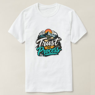 Camiseta Aventura da Montanha da Confiança no Processo Moti