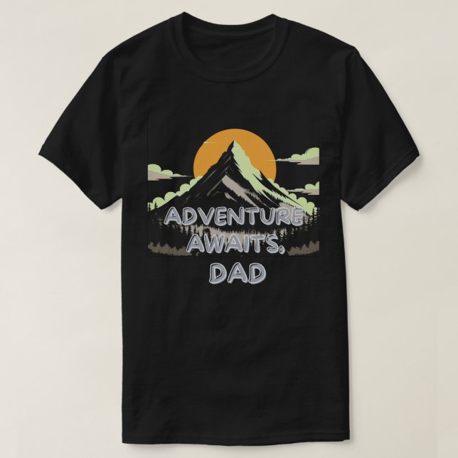 Camiseta Aventura Espera Pai - A Viagem Nunca Termina (Frente do Design)