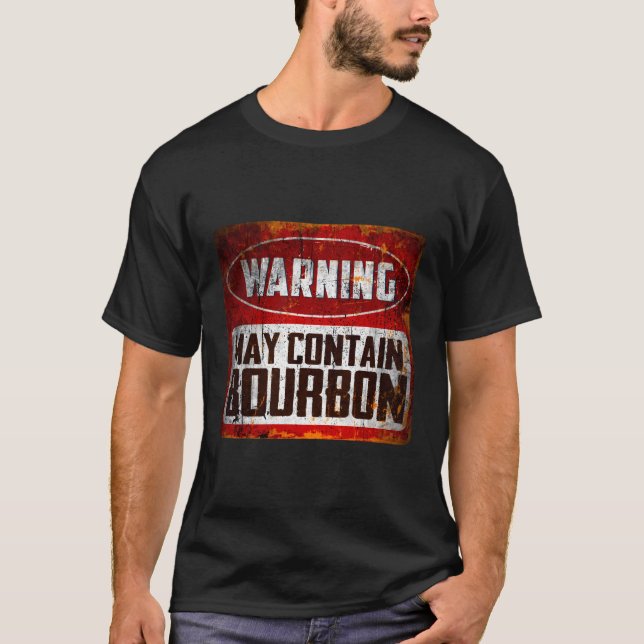 Camiseta Aviso de Cotação Pode Conter Bebendo Bourbon (Frente)