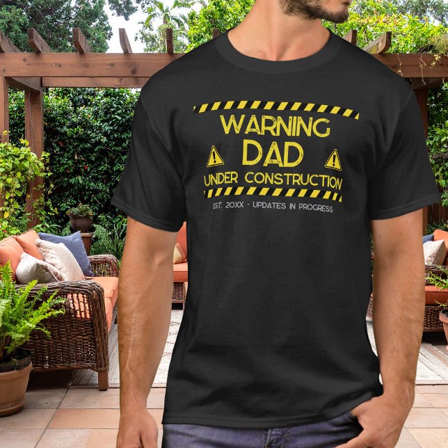 Camiseta Aviso de Pai em Construção Design (Criador carregado)
